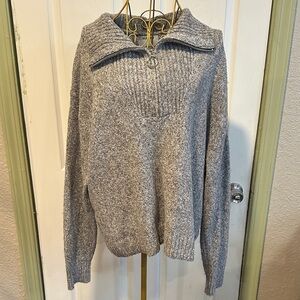 Old Navy Heathered Gray quarter Zip-Up knit Sweater